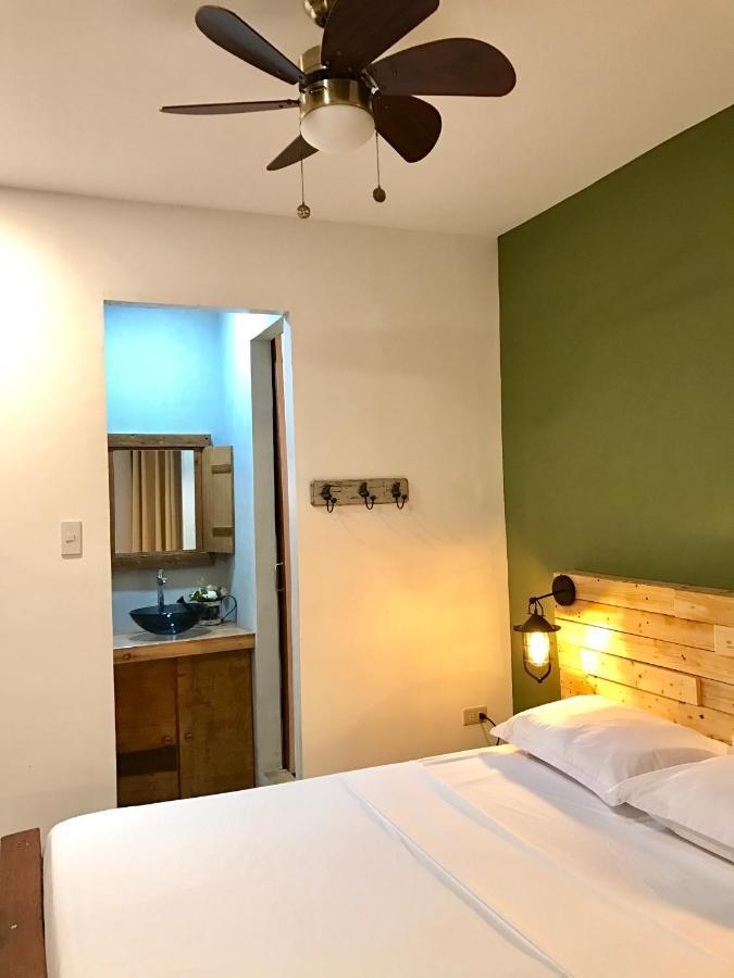 Lägenhet på 50 m² i Coron, med 1 sovrum och 2 badrum  Exteriör bild