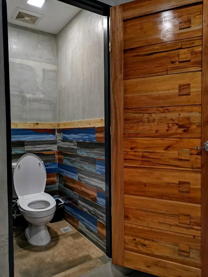 Lägenhet på 50 m² i Coron, med 1 sovrum och 2 badrum  Exteriör bild