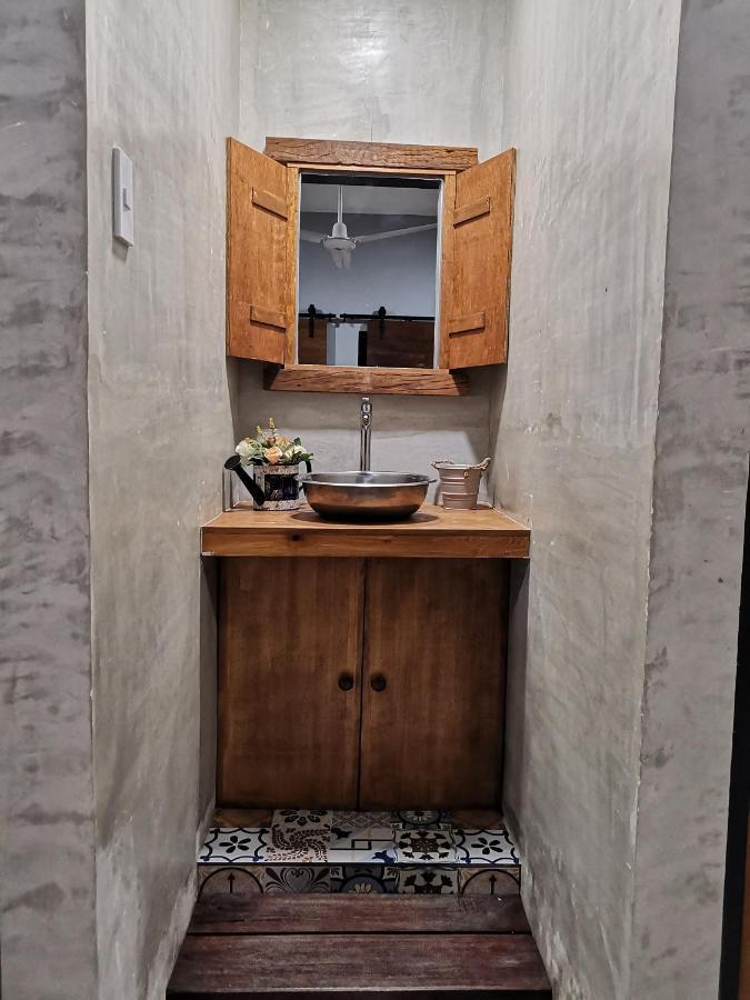 Lägenhet på 50 m² i Coron, med 1 sovrum och 2 badrum  Exteriör bild
